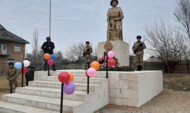 Аксыда  Ооган согушунун баатырларына  арналып эстелик тургузулду  