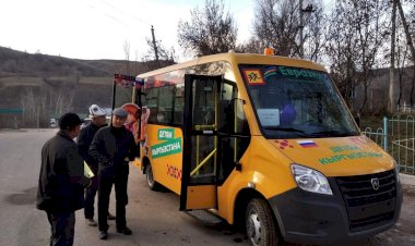 АК-СУУЛУК ОКУУЧУЛАРГА АВТОБУС БЕРИЛДИ