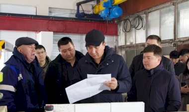 Облус жетекчиси  Майлуу-Суу лампа заводун модернизациялоо жумуштары менен таанышты