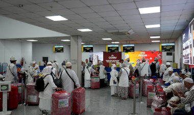 Ажылык – 2025: Жалал-Абадда зыяратчылардын алгачкы тобу жөнөп кетти