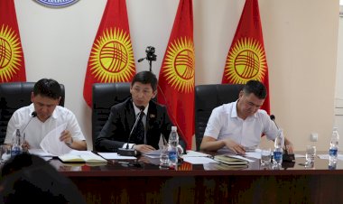 Жалал-Абад шаардык депутаттар кеңешинин Х чакырылышынын кезектеги ХI сессиясы болуп өттү