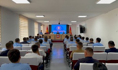 Эгемендүүлүк күнү Жалал-Абадда 2 миңге жакын милиция кызматкери «жогорулатылган» күжүрмөн тартипте иштейт (сүрөт баян)