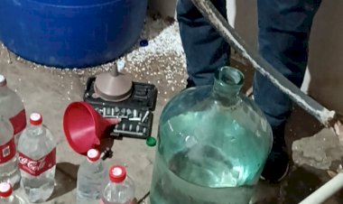 Таш-Көмүрдө жасалма жол менен спирт ичимдигин даярдаган жарандар кармалды