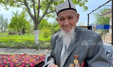 Эмгектин ардагери Абдилла Жоробаев 103 жашында каза болду