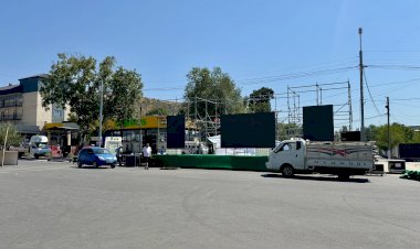 Жалал-Абадда эгемендүүлүк майрамын утурлай даярдыктар кызуу жүрүп жатат (сүрөт баян)