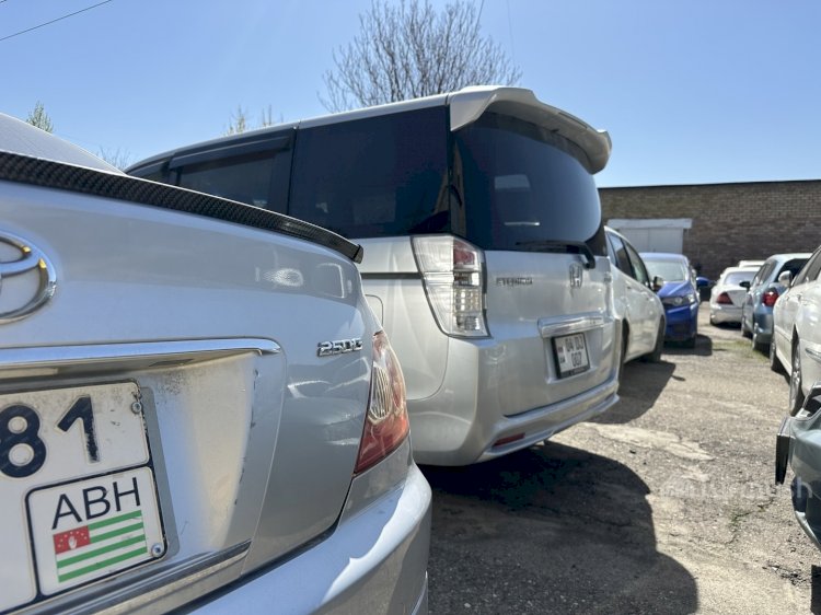 Жалал-Абад облусунда чет өлкөлүк номурлуу 1100дөй унаа мыйзамдаштырылды