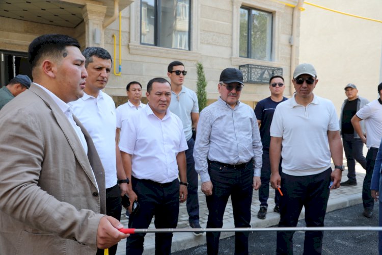 МинКаб Төрагасы Жалал-Абадда МИК тарабынан курулуп жаткан үйлөрдөн кабар алды