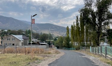 Быйыл Көк-Жаңгак шаарында 5,5 чакырым  ички көчөлөргө асфальт төшөлдү