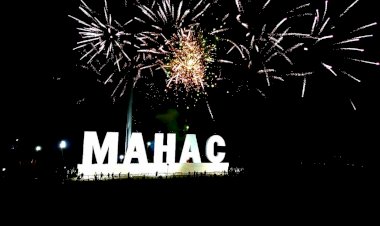 «Манас» стеласы ачылды (сүрөт баян)