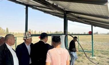 Кара-Дарыя айылында күн панелинин жардамы менен таза суу чыгарылууда