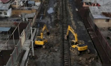 Манас шаарындагы темир жол менен кесилишкен автожолдор убактынчалуу жабык болот