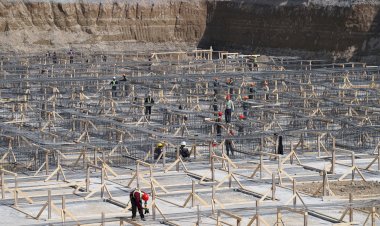 Манас шаарындагы ири объектилер Курулуш министрлигинин көзөмөлүнө өткөрүлөт