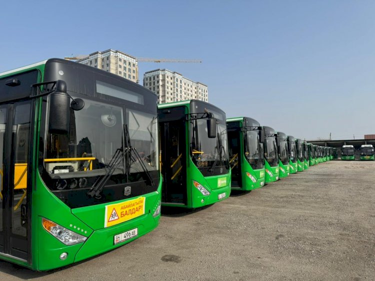 Манас шаарында газ менен жүрүүчү автобустар каттамга чыкпай жатканына 6 күн болду